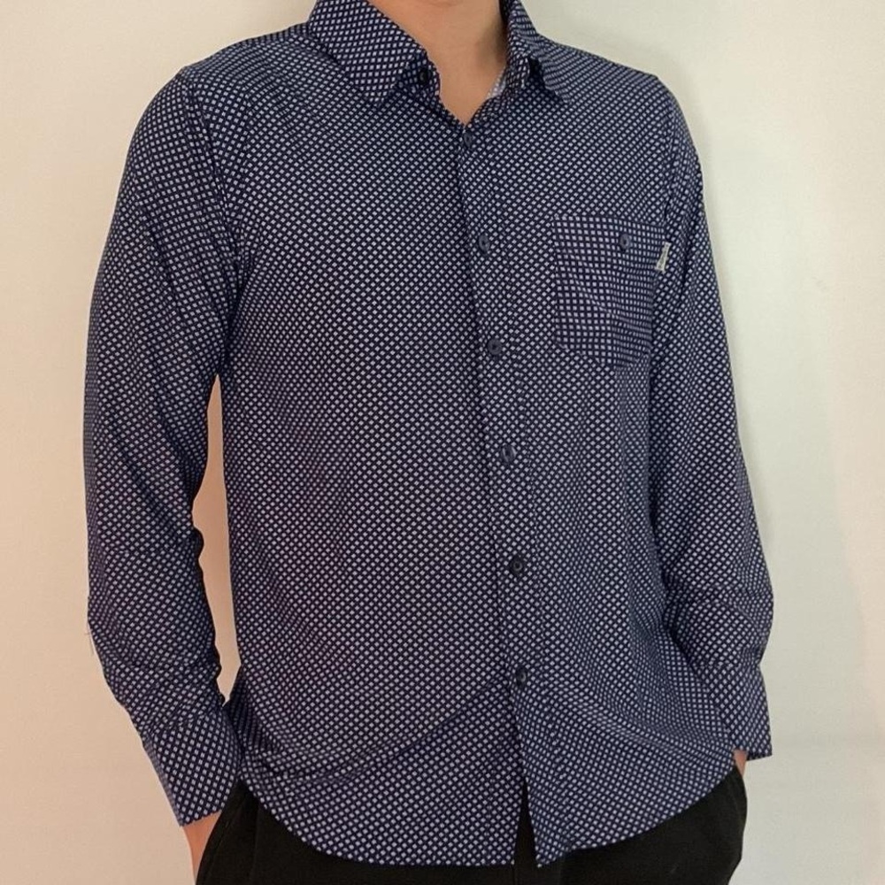 Long-sleeve patterned button down